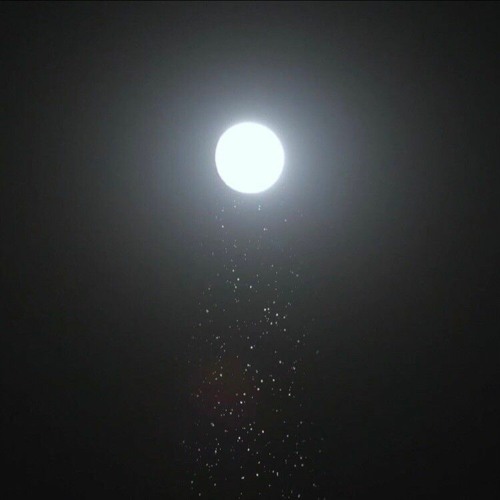 دانلود آهنگ جدید امیر تتلو بنام ماه کامل